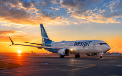 Boeing 737 MAX 8 en pista de despegue al amanecer con cielo naranja y azul, fotografía de aviación profesional